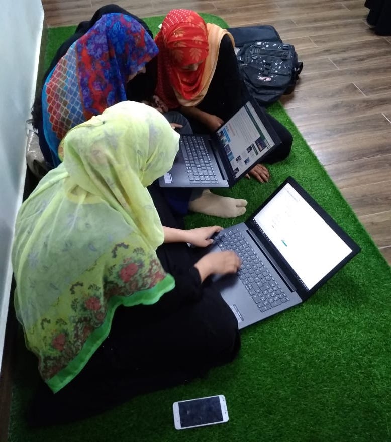 CodeGirls Pakistan