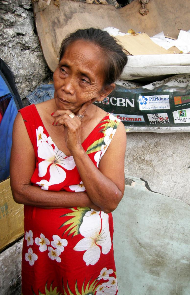 Women from Carreta slum