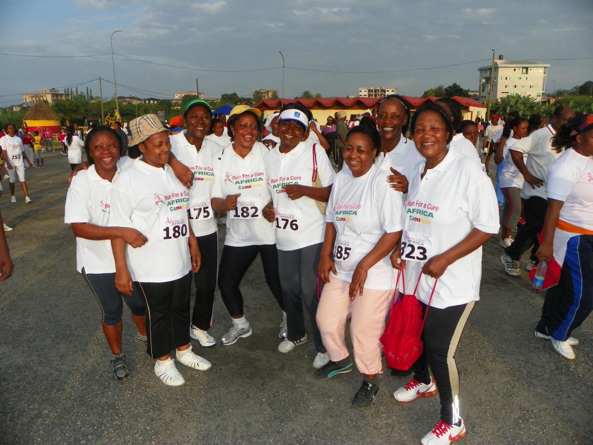 Participants après la course de Run For a Cure Africa